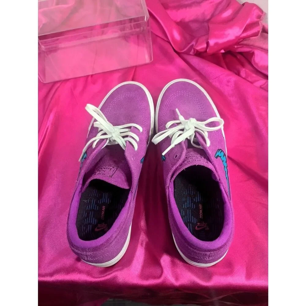 Nike Mens SZ 8 SB Zoom Shoe Stefan Janoski Canvas RM Vivid Purple Skate Suede .
